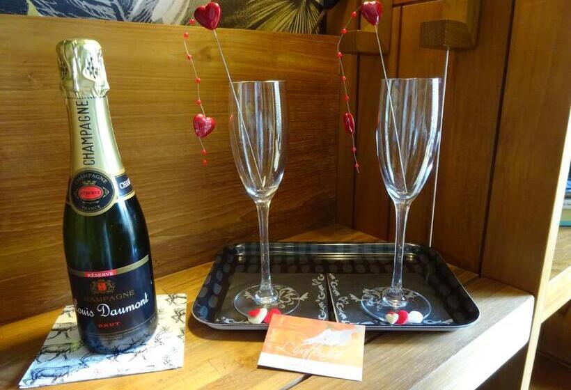 스탠다드 룸 킹사이즈 침대, A L Inattendue