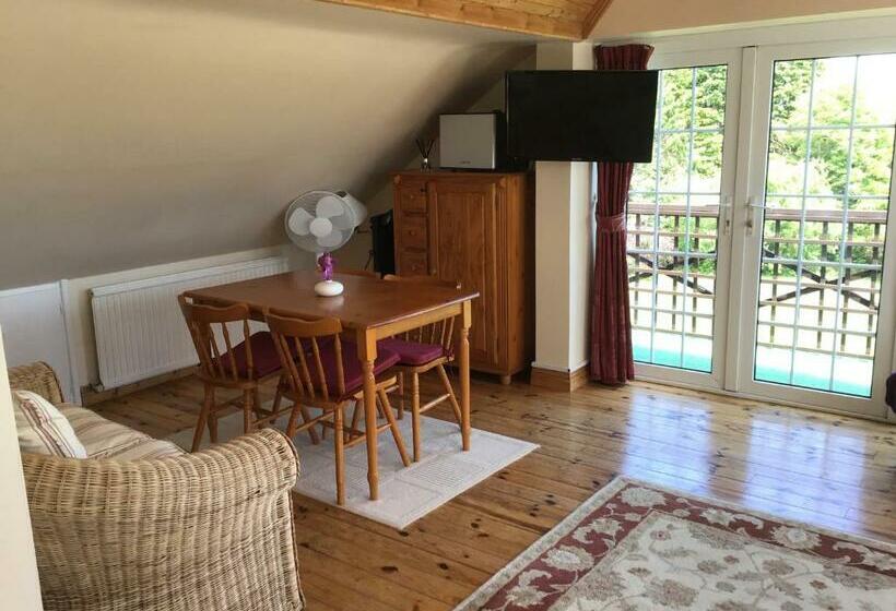 Семейный Номер Вид на Море, Aran Lodge