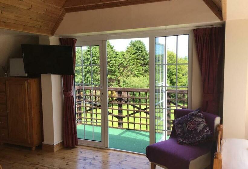 غرفة عائلية مطلّة علي البحر, Aran Lodge