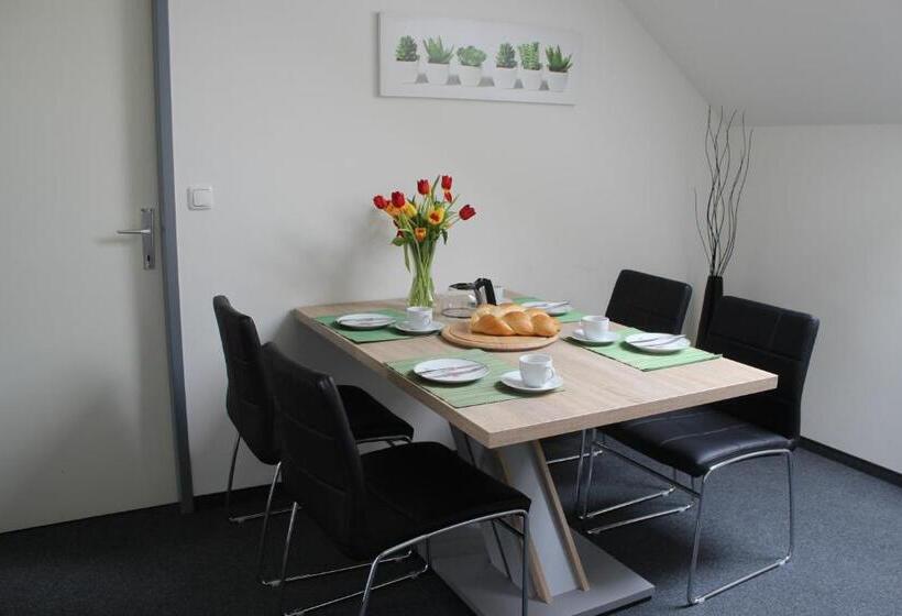 جناح غرفتين نوم, Gästehaus Karl August