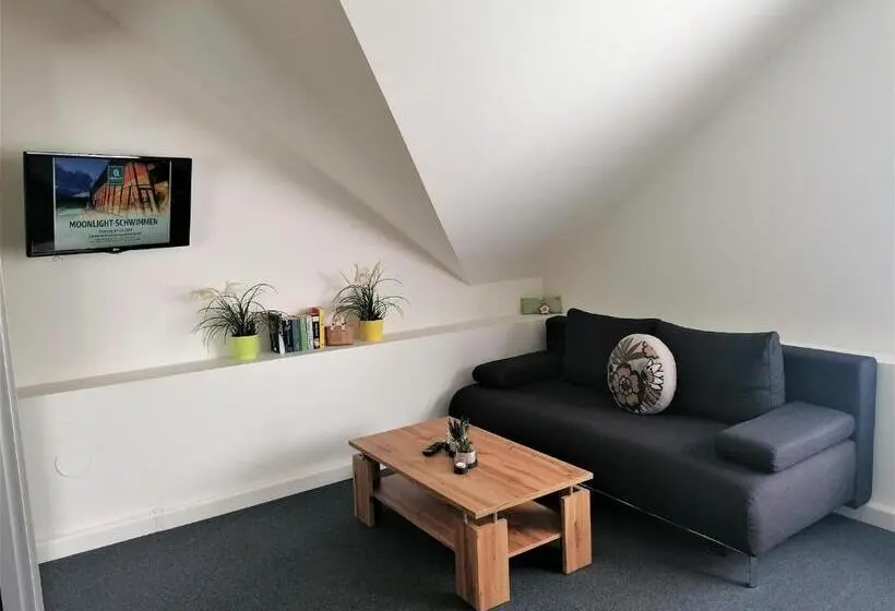 Sviitti 2 Makuuhuonetta, Gästehaus Karl August