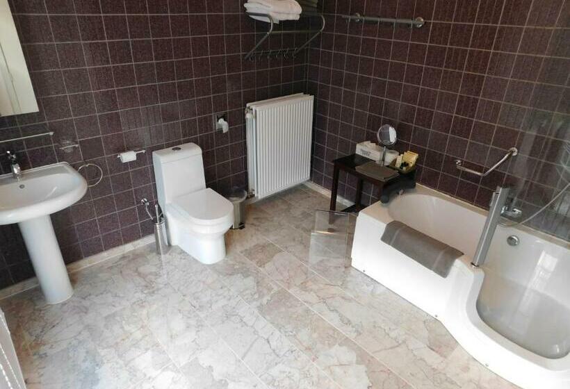 标准间, Golden Dragon