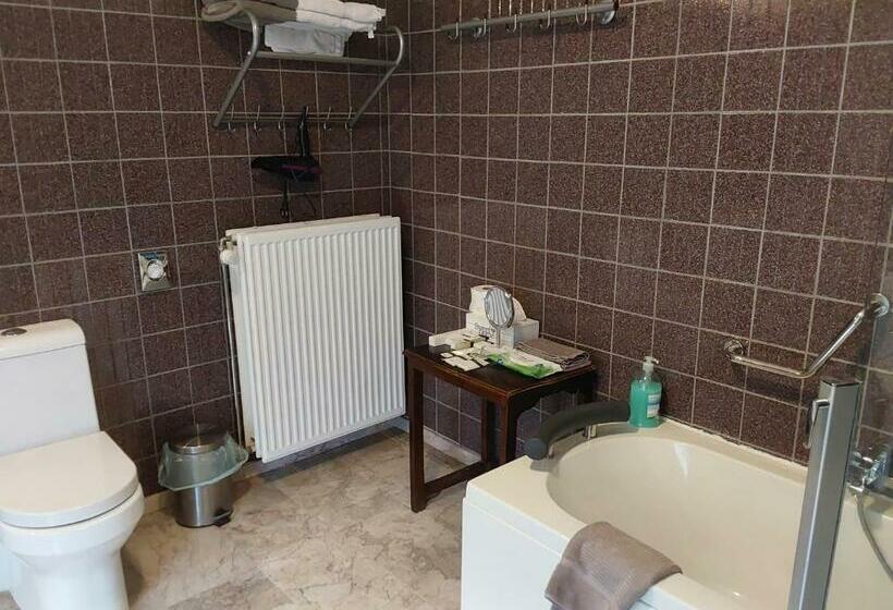 标准间, Golden Dragon