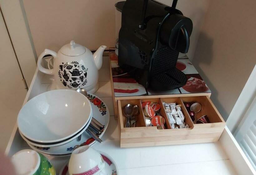 标准间, Golden Dragon