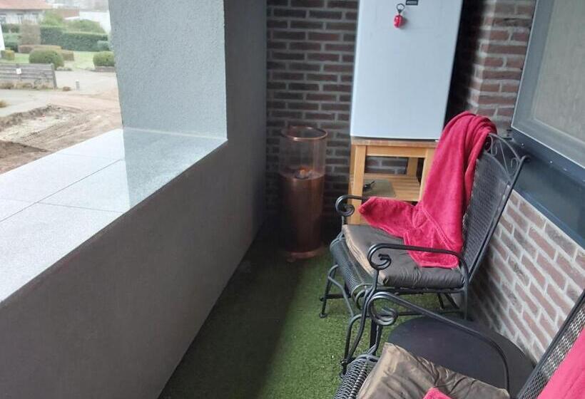 豪华房间, Golden Dragon