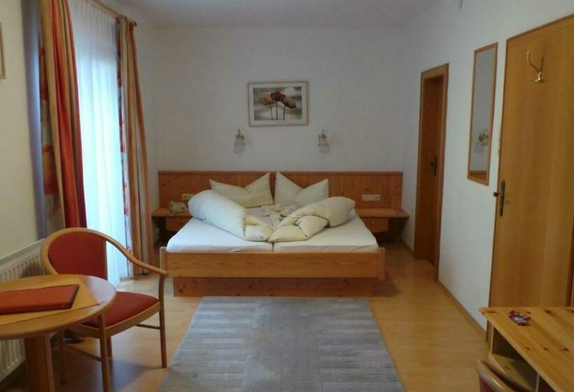 חדר סטנדרט עם מרפסת, Hörlgut