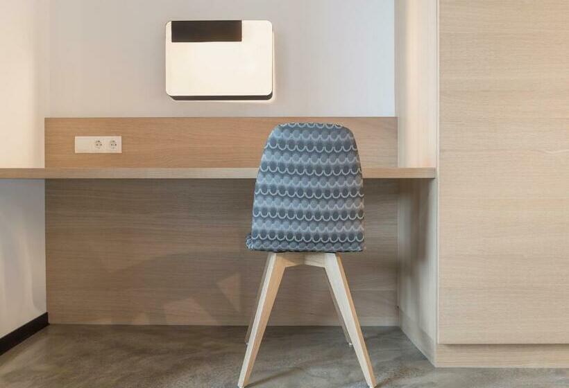 غرفة عائلية, Matteo