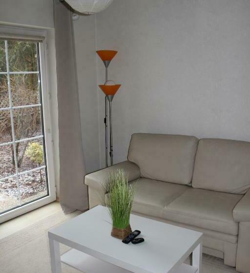 스탠다드 스튜디오 (테라스구비), Michael