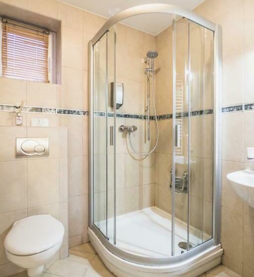 Pokój Standard, Muza