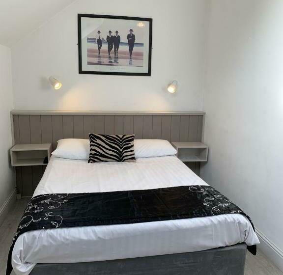 스탠다드 룸, The Town House