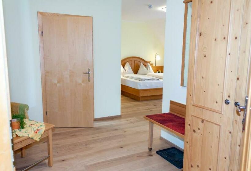 带阳台标准四人间, Tscheppe Lang Gasthof