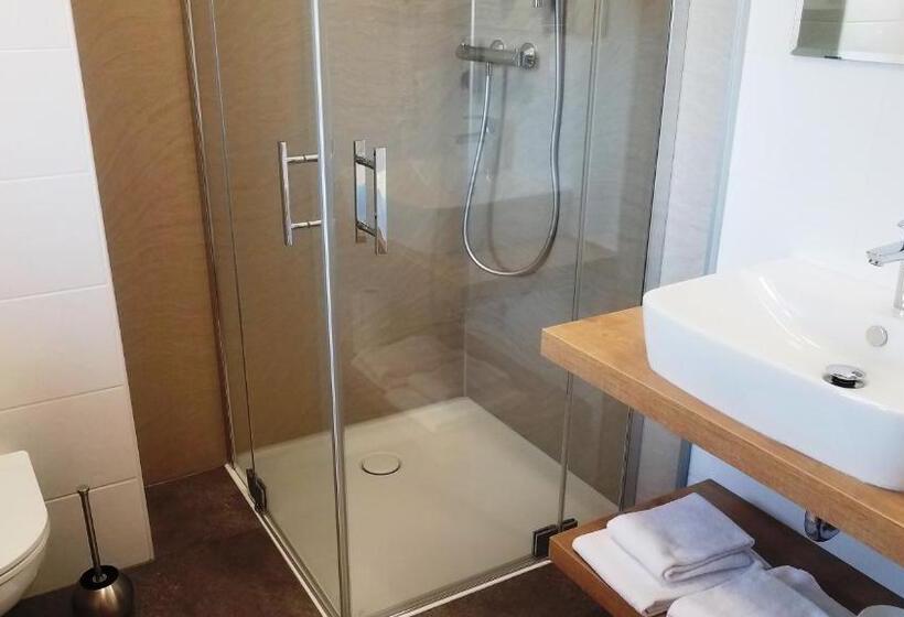 标准间, Tscheppe Lang Gasthof