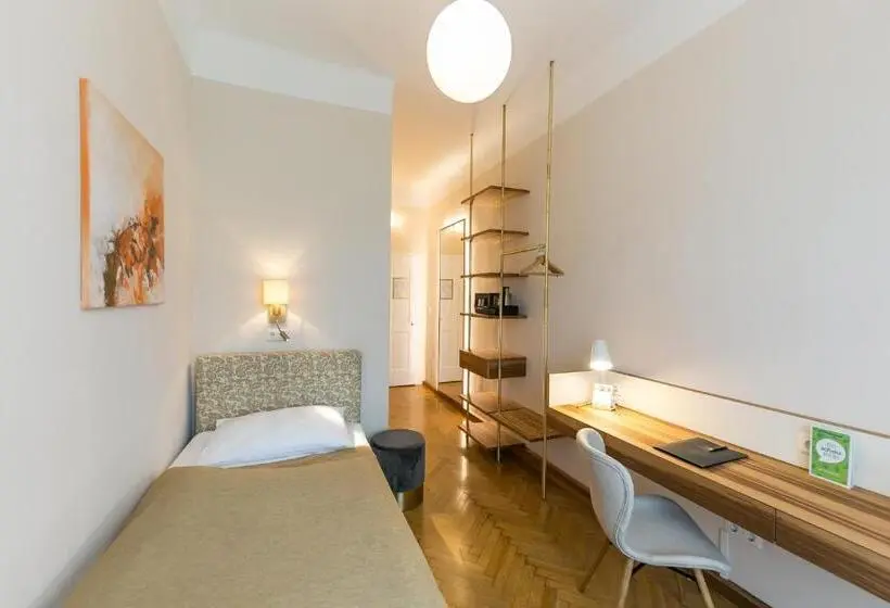 Standard Yhden Hengen Huone, Stadthotel Zur Goldenen Krone