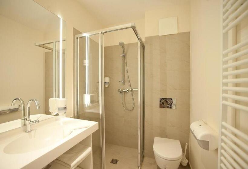 Номер Комфорт Индивидуальный, Stadthotel Zur Goldenen Krone