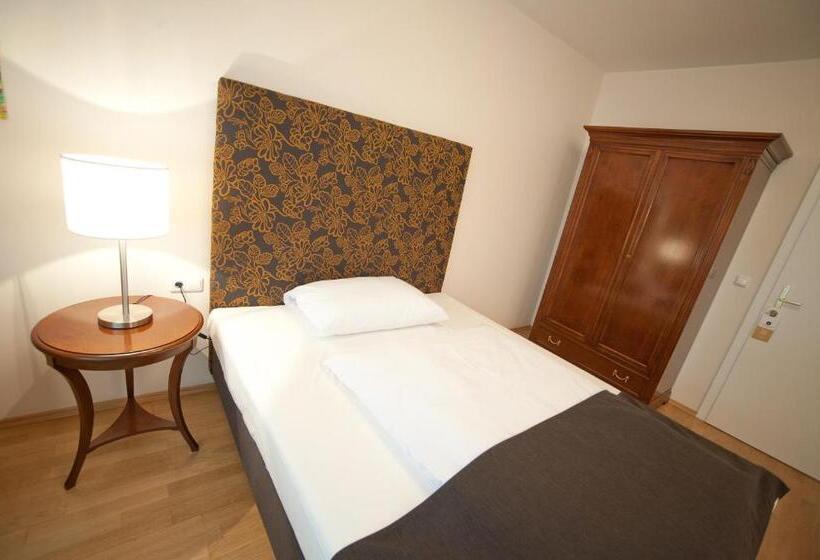 Номер Комфорт Индивидуальный, Stadthotel Zur Goldenen Krone