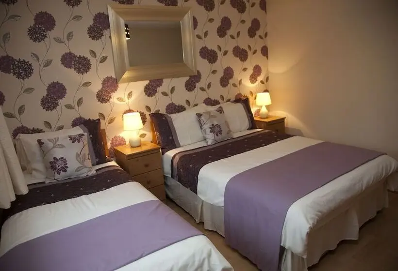 Huoneisto 2 Makuuhuonetta, Arch House B&b & Apartments