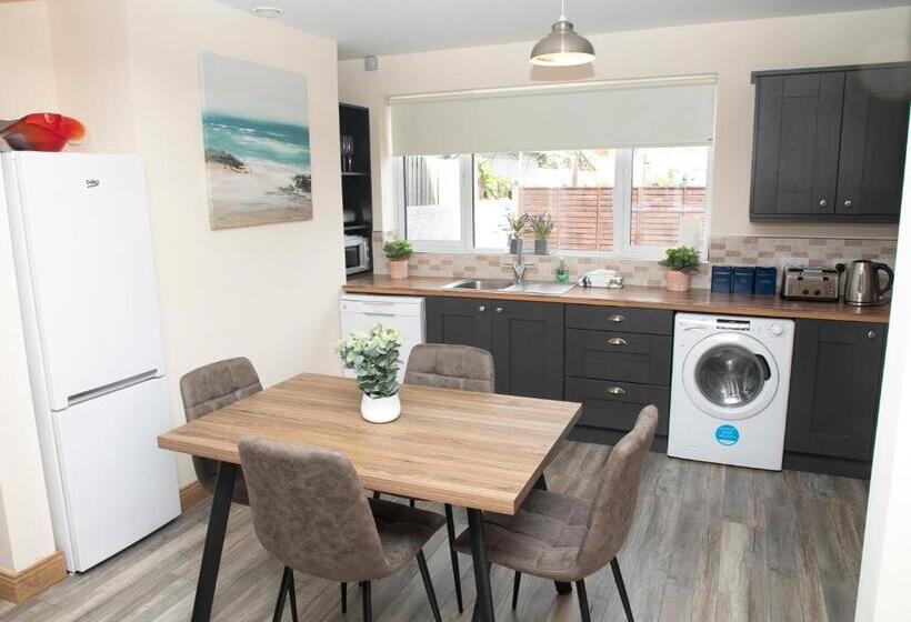 דירת שני חדרים, Arch House B&b & Apartments