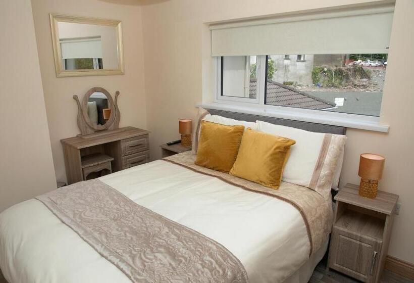 חדר אקונומי, Arch House B&b & Apartments