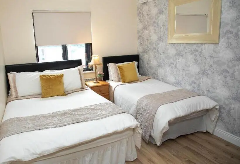 Standard Kolmen Hengen Huone, Arch House B&b & Apartments