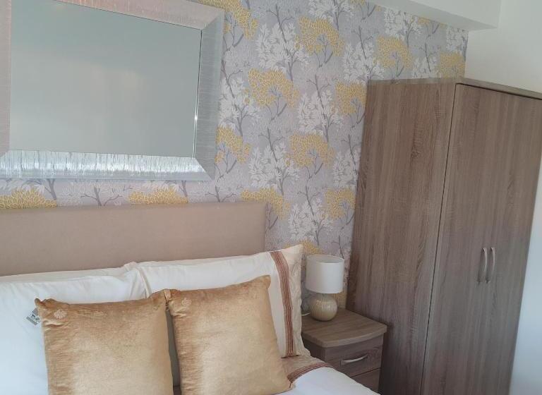 דירת חדר, Arch House B&b & Apartments