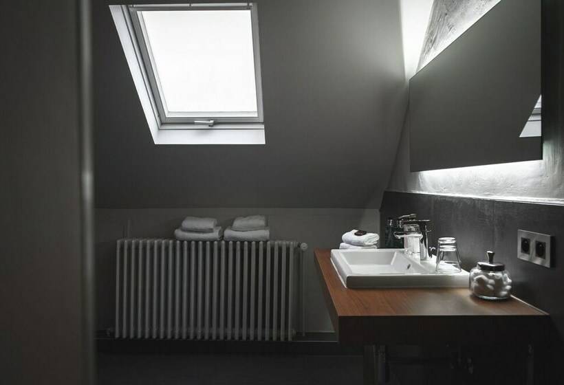 اتاق استاندارد, B&b La Passion Interdite