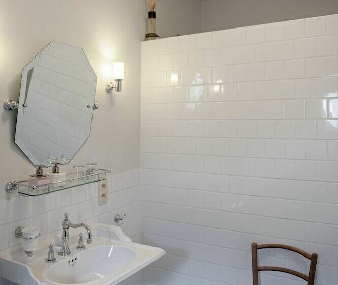 اتاق استاندارد, B&b La Passion Interdite