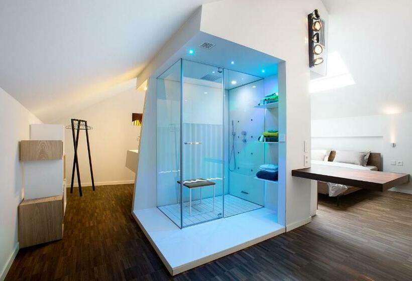 디럭스 스위트, B&b Snooz Inn