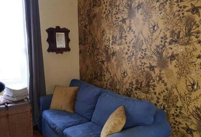 Полулюкс, B&b Villa D'hondt