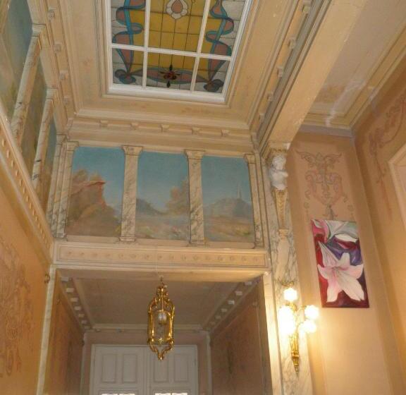 سوییت خانوادگی, B&b Villa D'hondt