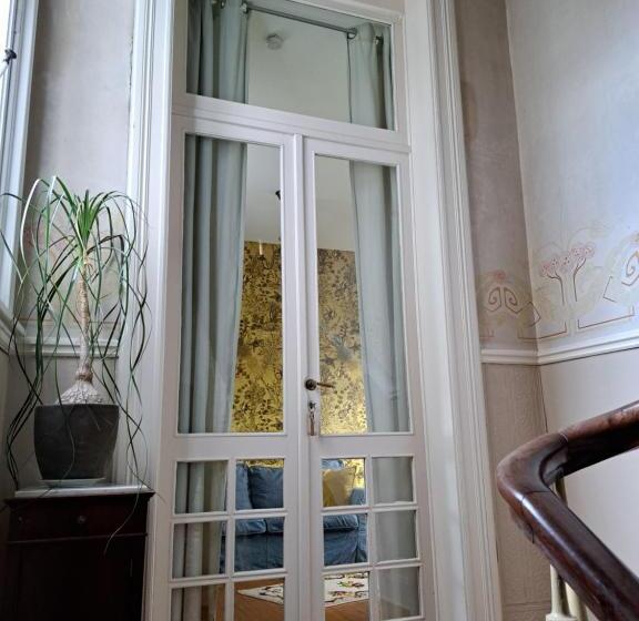 سوییت جونیور, B&b Villa D'hondt