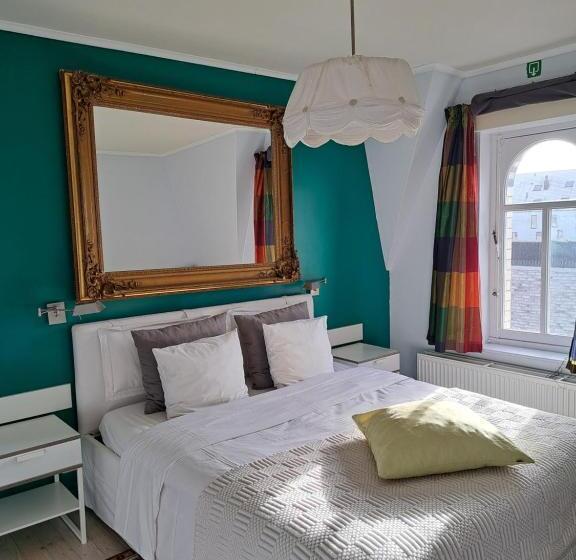 سوییت خانوادگی, B&b Villa D'hondt