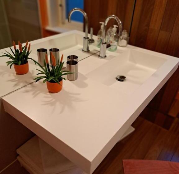 سوییت لوکس, B&b Villa D'hondt