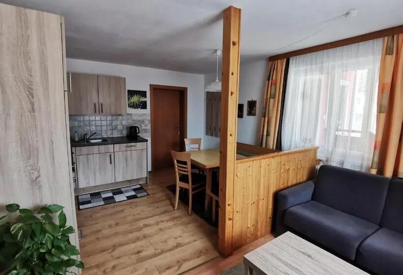 Huoneisto 1 Makuuhuone, Haus Höll Herta