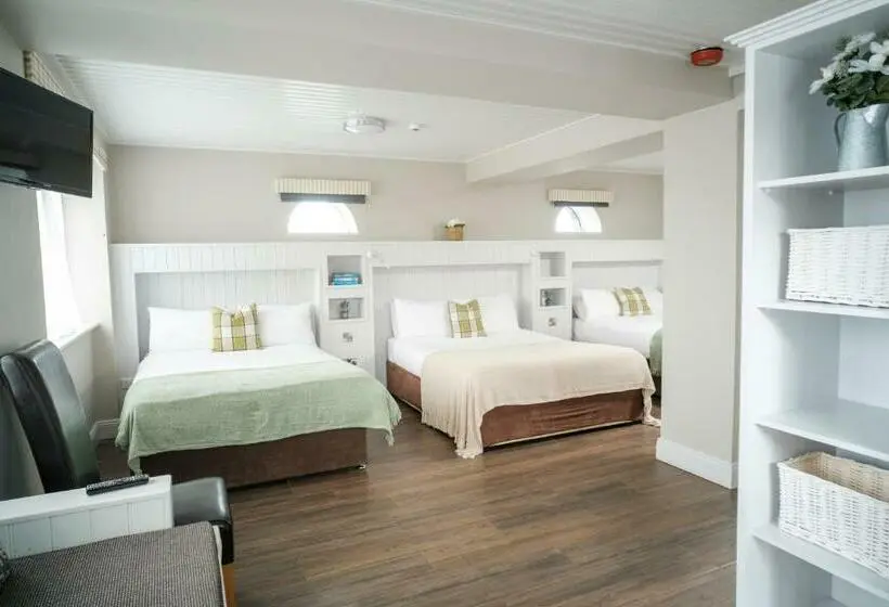 Perhehuone, The Lodge Doolin