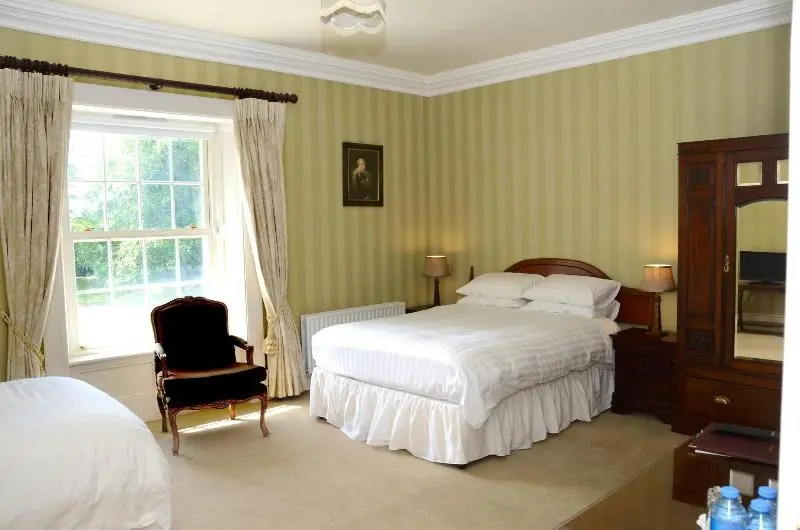 Standard Kolmen Hengen Huone, Cannaway House B&b
