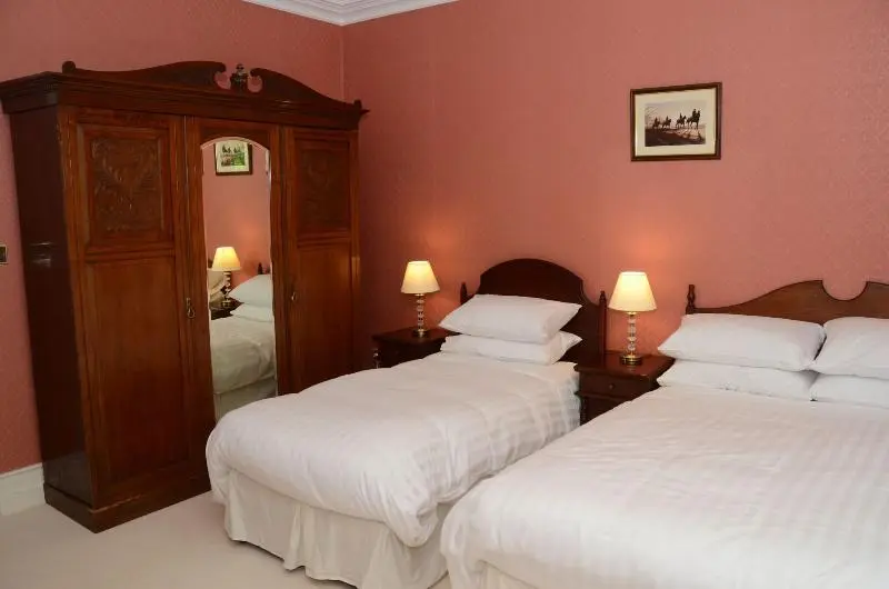 Standard Kolmen Hengen Huone, Cannaway House B&b