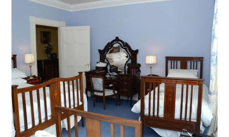 Perhehuone, Cannaway House B&b