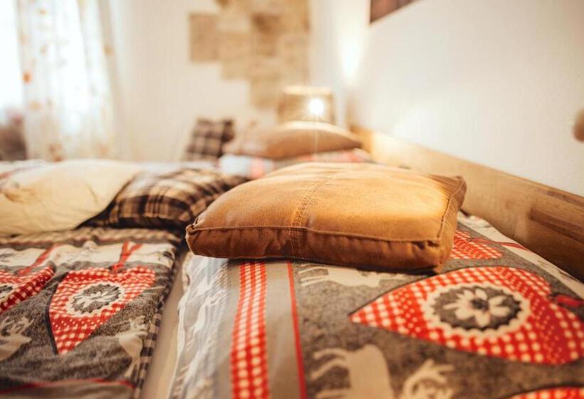 ベーシックルーム, Das Hotel Stern, B&b Kg Digital & Contactless Check In