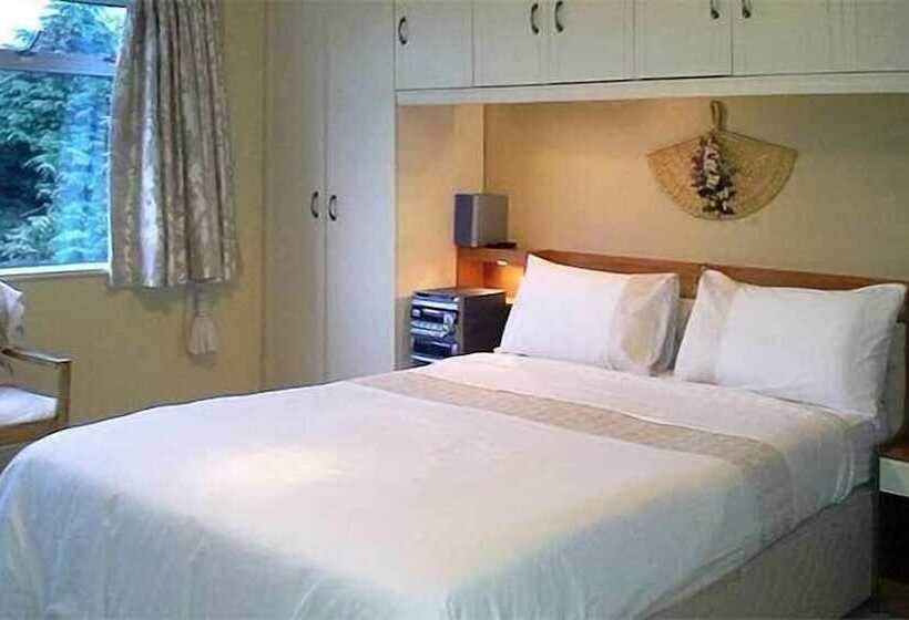 スタンダードルーム, Fern Rock B&b