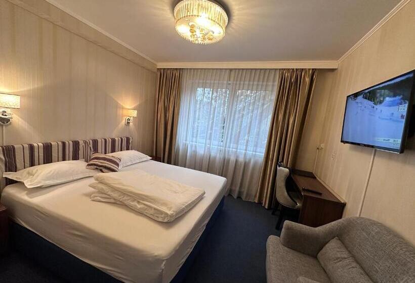 חדר סטנדרט, Austria