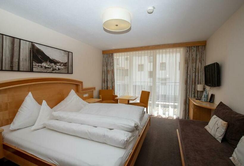 غرفة قياسية, Charly