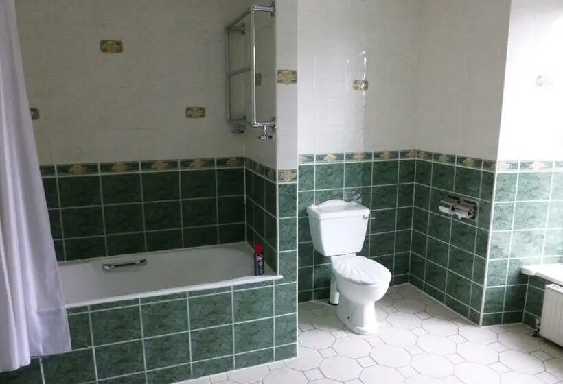Standard-huone, Corbett Court