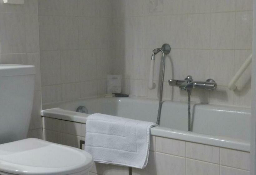 חדר סטנדרט, Des Zouaves