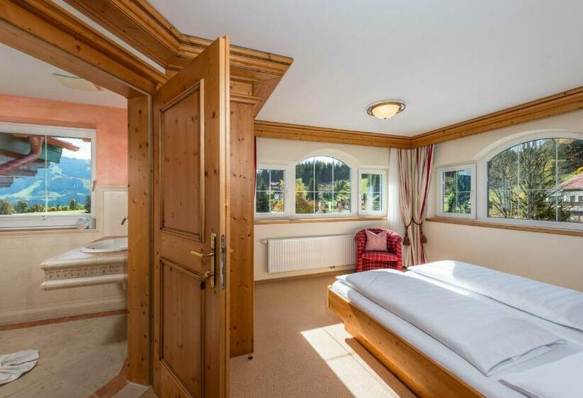 جناح عائلي, Ennstalerhof