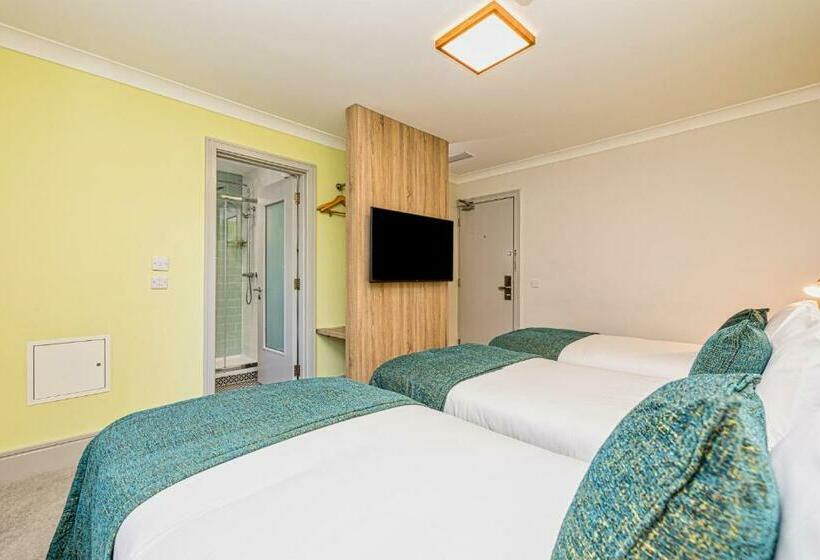 Номер Стандарт, Forty Four Main Street