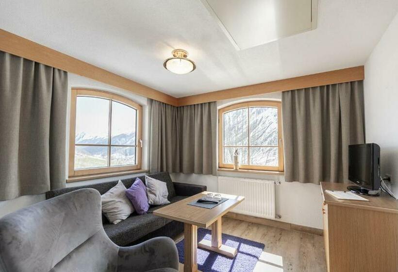 발코니가 있는 스위트, Garni Birkhahn