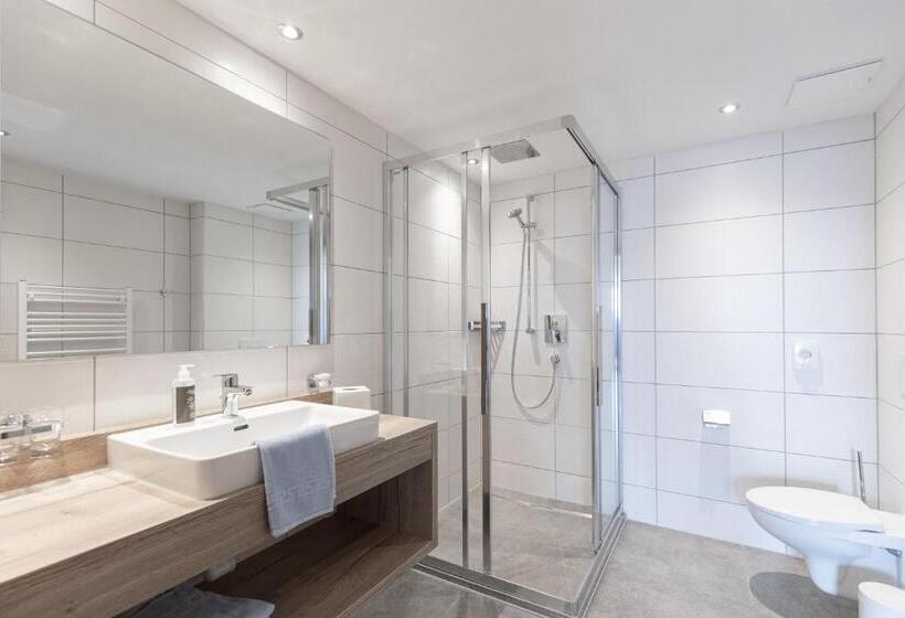 패밀리 룸, Garni Birkhahn