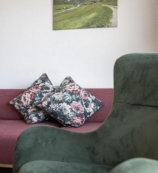 패밀리 룸, Garni Birkhahn