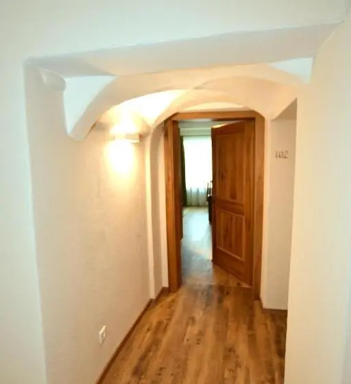 Standard Kolmen Hengen Huone, Gasthof Lebzelter