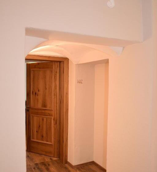 スタンダードトリプルルーム, Gasthof Lebzelter